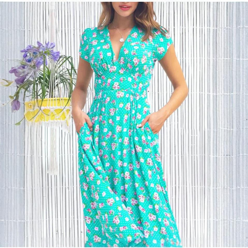 SAGA | LÄTT MIDIKLÄNNING