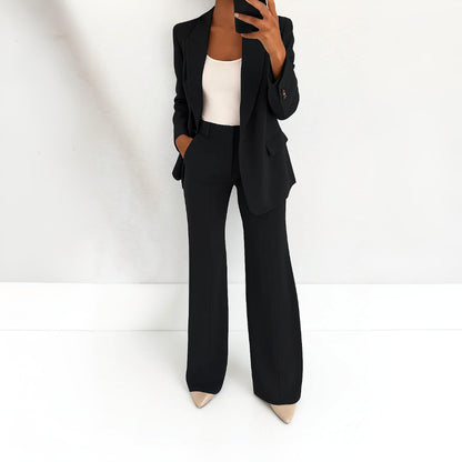 MAJA | TIDLÖS TVÅDELAD KOSTYM